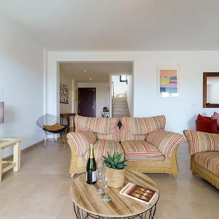 Fantastico Atico Duplex En * 마르베야